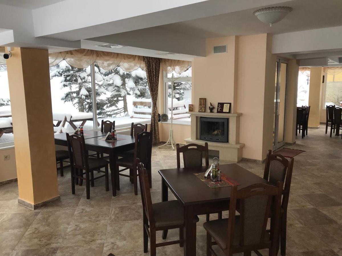 Hotel Комплекс Лебанов Yundola Exterior foto