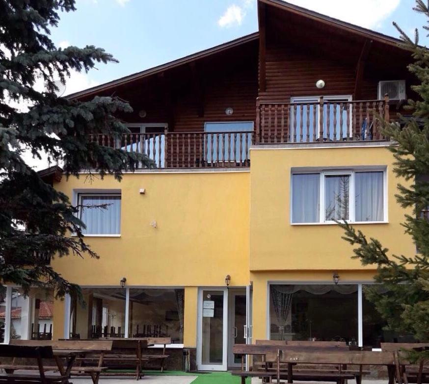 Hotel Комплекс Лебанов Yundola Exterior foto
